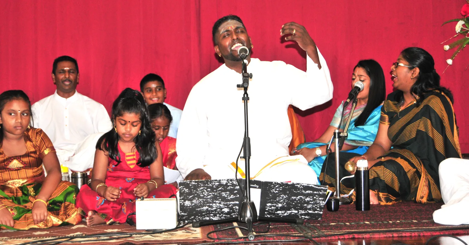 Thiruppugazh at Arutpa Kazhagam 2015 — photo 9